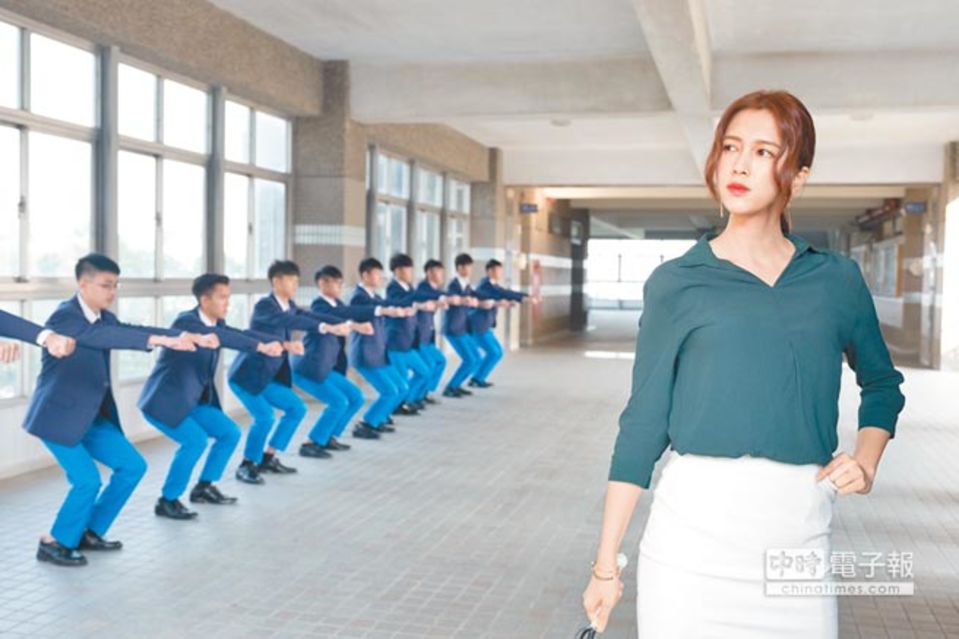 劉奕兒夢想轉彎守護家人之四